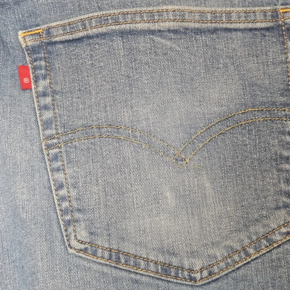 Levis 559 Jeans Mens 44x32 (Meas 42x29) Blue Straight Leg Relaxed Fit Light Wash